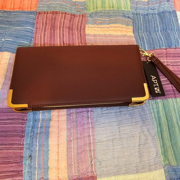 Apt. 9 Handbags - APT. 9 Wallet/Wristlet – Bordeaux - NWT